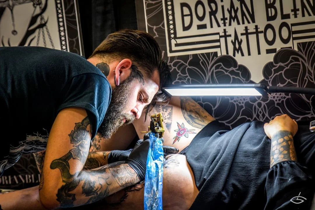 Reportage artisan tatoueur à Bordeaux